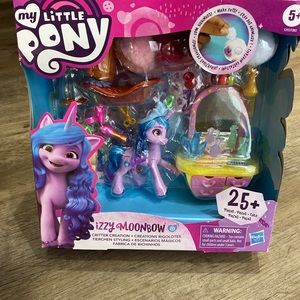 NEW!! My Little Pony A New Generation Story Scenes Critter Creation Izzy Moonbow